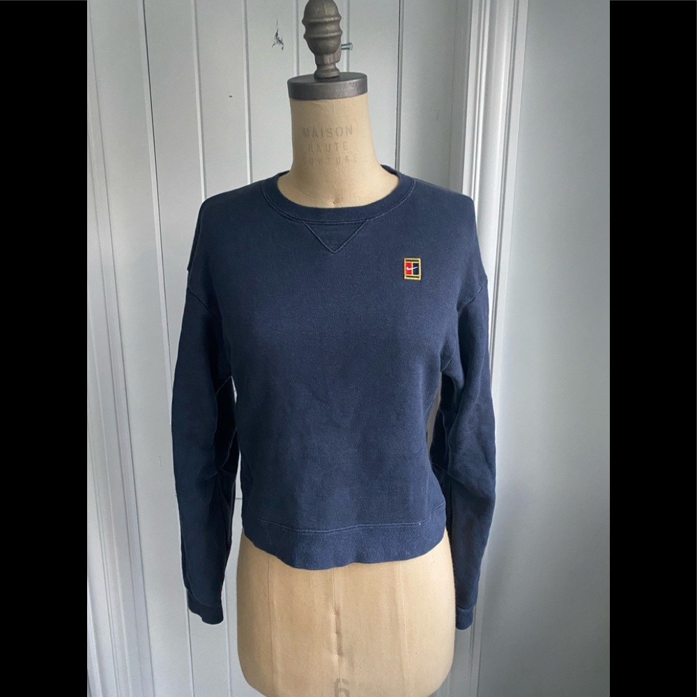 Nike women’s sweatshirt size XS